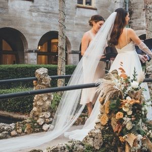 Cathedral Veil 108” - Light Ivory